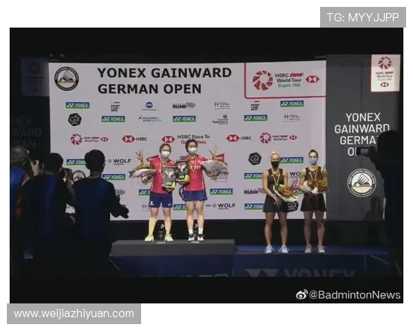 上海羽毛球队在钻石联赛中的团队协作展现出卓越实力与默契配合