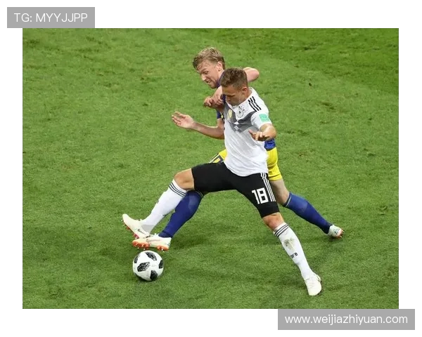 基米希的技术与战术解析:如何成为现代足球的全能中场之星 基米希的技术与战术解析:如何成为现代足球的全能中场之星