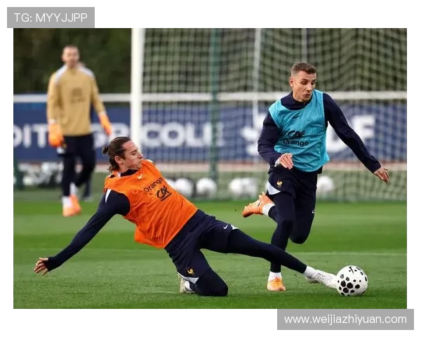 梦10队迎战法国队期待精彩对决展现足球魅力与团队精神