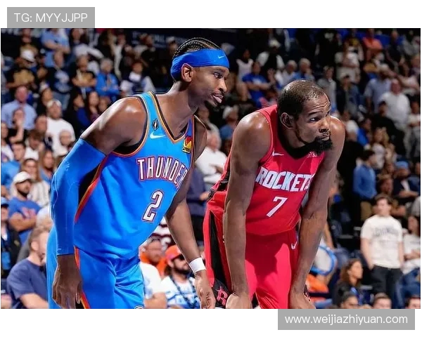 火箭队与雷霆全场激战回顾球员表现与精彩瞬间一网打尽 火箭队与雷霆全场激战回顾球员表现与精彩瞬间一网打尽