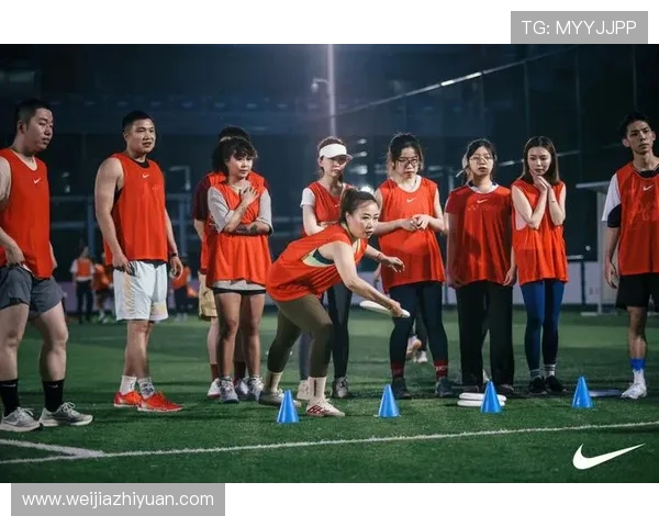 成都飞盘队在极限运动嘉年华中的灵活性表现引发热议与赞赏