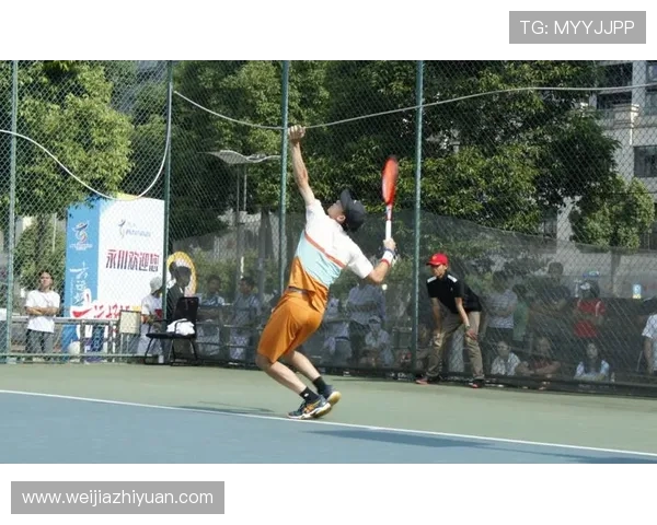 重庆网球队比赛经验引发热议球迷对战术选择与表现展开激烈讨论