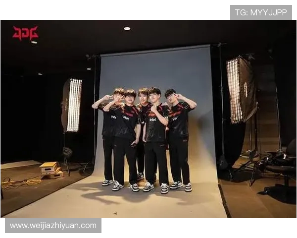 JDG战队转型之路揭秘：从巅峰到重生的奋斗历程与未来展望